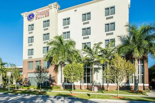 Photo 1 - Comfort Suites Miami Airport North