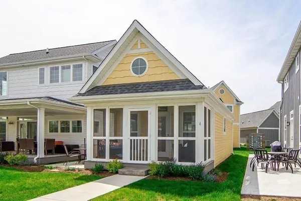 Photo 1 - Captain`s Quarters - 179 Leeward Way, Cottage #6