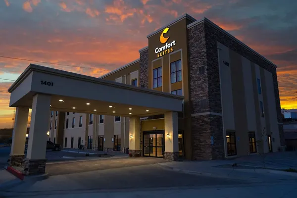 Photo 1 - Comfort Suites Albuquerque Airport