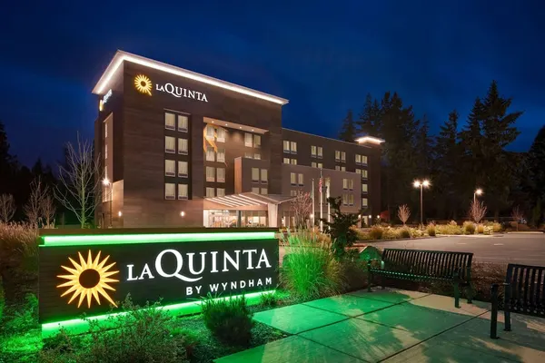 Photo 1 - La Quinta Inn & Suites by Wyndham Marysville