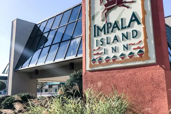 Photo 1 - Impala Island Inn