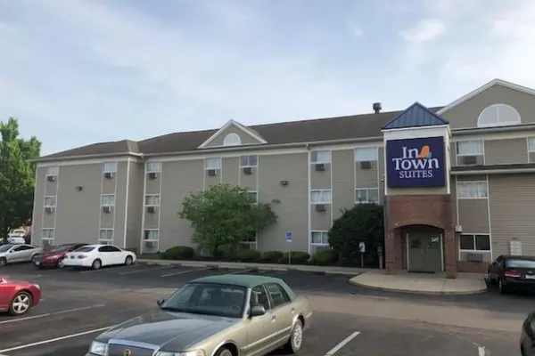Photo 1 - InTown Suites Extended Stay Cincinnati OH - Colerain