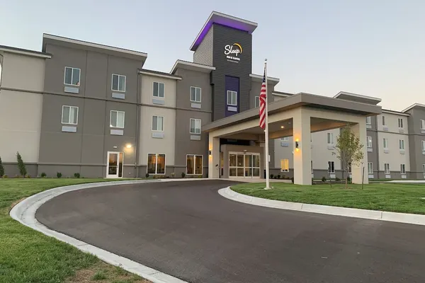 Photo 1 - Sleep Inn & Suites Park City - Wichita North