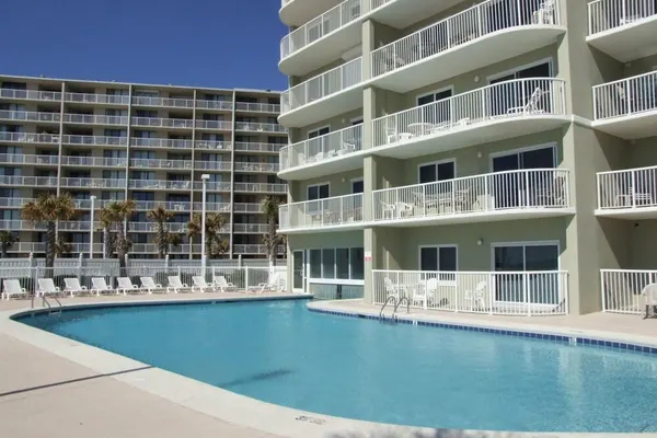 Photo 1 - Tradewinds 901
