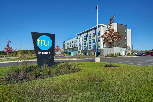 Photo 1 - Tru by Hilton Stoughton