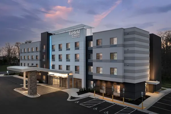 Photo 1 - Fairfield Inn & Suites by Marriott Aberdeen