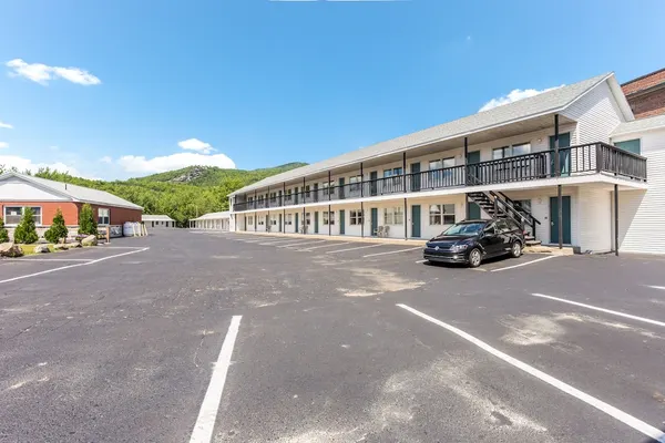 Photo 1 - Rodeway Inn
