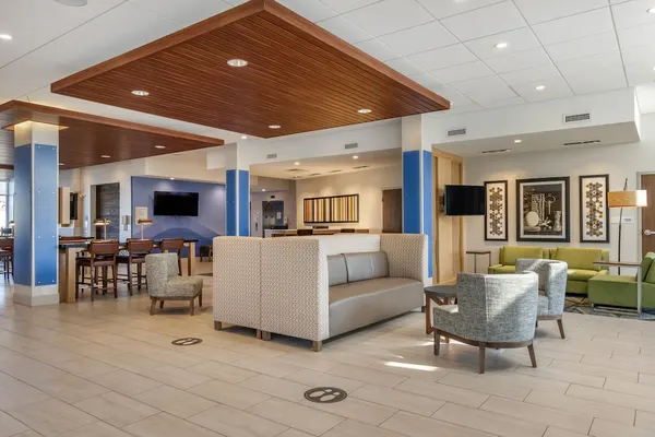 Photo 1 - Holiday Inn Express & Suites Carlisle Southwest – I-81, an IHG Hotel