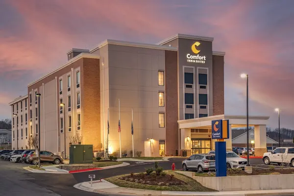 Photo 1 - Comfort Inn & Suites Harrisonburg