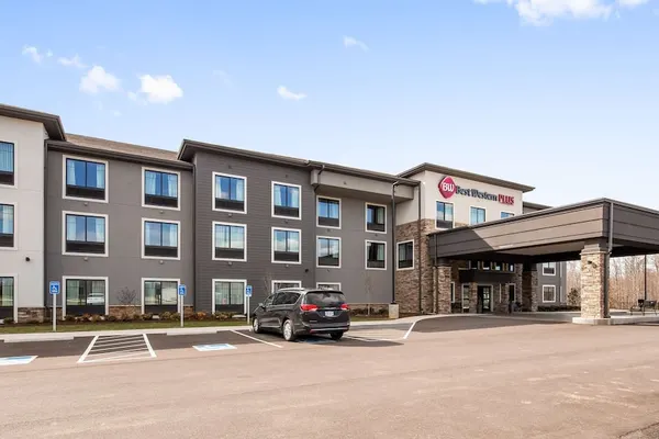 Photo 1 - Best Western Plus Lawrenceburg