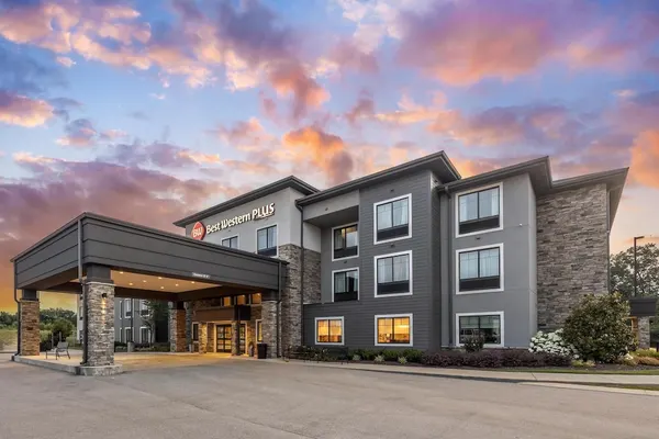 Photo 1 - Best Western Plus Lawrenceburg