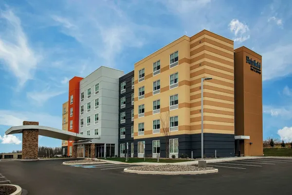 Photo 1 - Fairfield Inn & Suites by Marriott Harrisburg West/Mechanicsburg