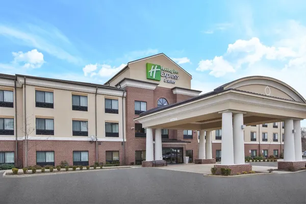 Photo 1 - Holiday Inn Express & Suites Wheeling, an IHG Hotel