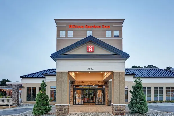 Photo 1 - Hilton Garden Inn Raleigh /Crabtree Valley