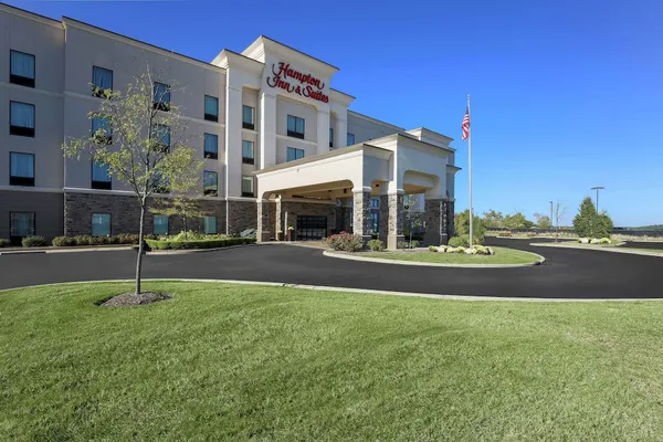 Photo 1 - Hampton Inn & Suites Wheeling-The Highlands