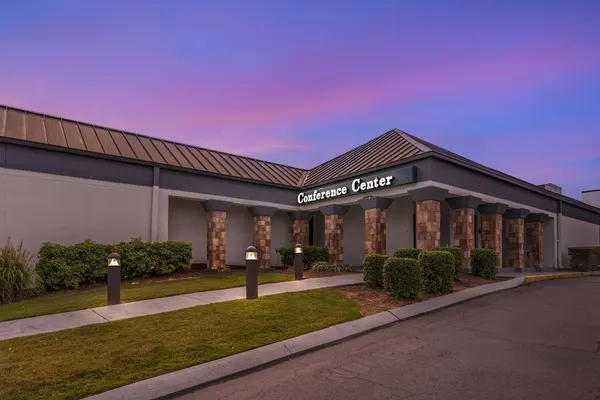 Photo 1 - Comfort Inn & Suites Chattanooga-East Ridge