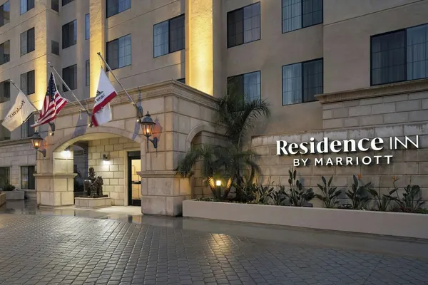 Photo 1 - Residence Inn San Diego Del Mar