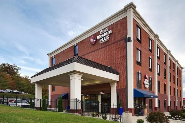 Photo 1 - Best Western Plus College Park Hotel