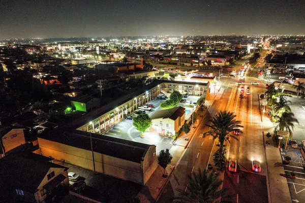 Photo 1 - Rodeway Inn South Gate - Los Angeles South