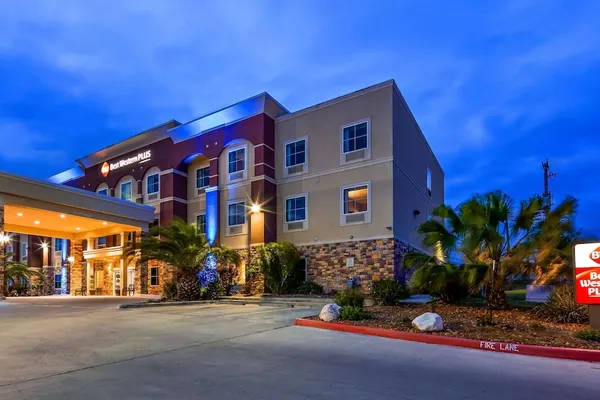 Photo 1 - Best Western Plus Kenedy Inn