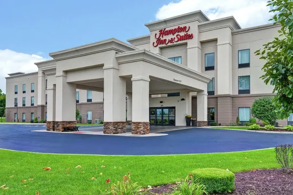 Photo 1 - Hampton Inn and Suites New Hartford/Utica