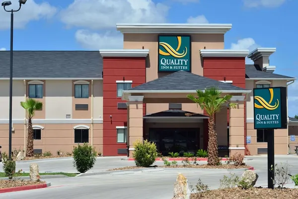 Photo 1 - Quality Inn & Suites Kenedy - Karnes City