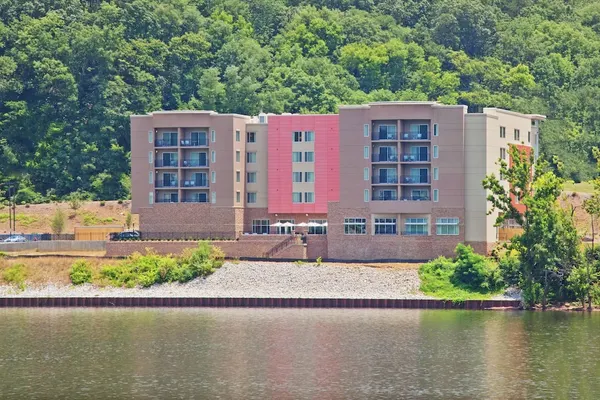 Photo 1 - SpringHill Suites by Marriott Chattanooga Downtown/Cameron Harbor