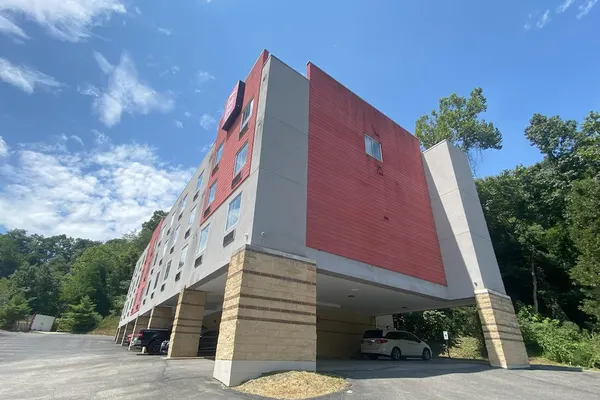 Photo 1 - Red Roof Inn Pittsburgh - McKnight Rd