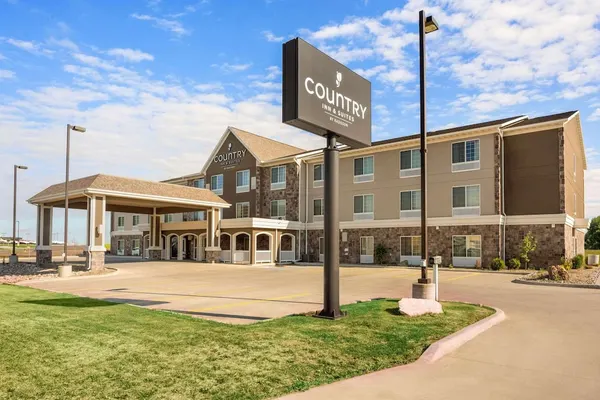 Photo 1 - Country Inn & Suites by Radisson, Minot, ND