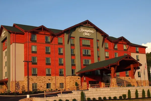 Photo 1 - Hampton Inn Pigeon Forge