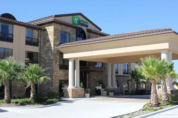 Photo 1 - Holiday Inn Express & Suites Austin NW - Lakeway, an IHG Hotel