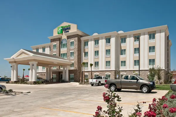 Photo 1 - Holiday Inn Express Hotel & Suites Pearsall, an IHG Hotel