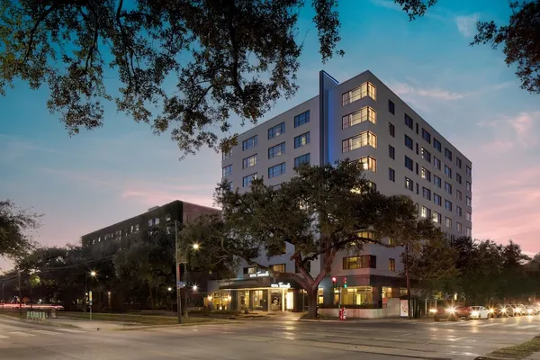 Photo 1 - Hotel Tonnelle New Orleans, A Tribute Portfolio Hotel By Marriott