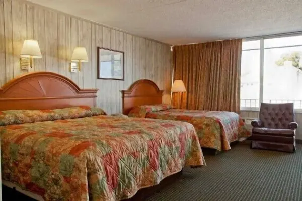 Photo 1 - Mount Vernon Inn