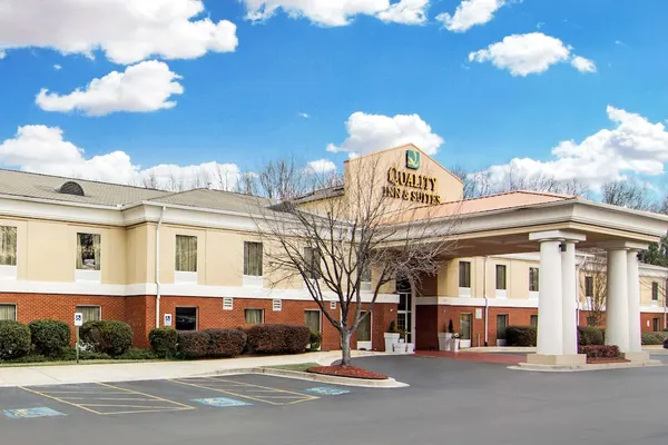 Photo 1 - Quality Inn & Suites Decatur - Atlanta East