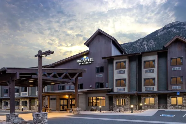 Photo 1 - Microtel Inn & Suites by Wyndham Georgetown Lake