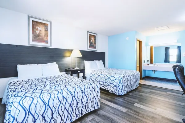 Photo 1 - Sky-Palace Inn & Suites Wellington