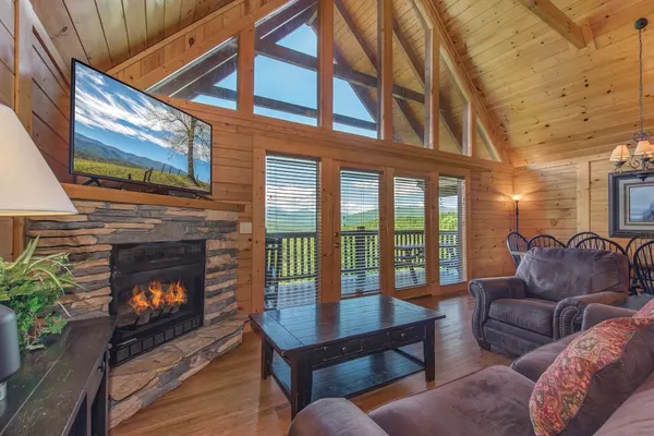 Photo 1 - Eagles Point Lodge