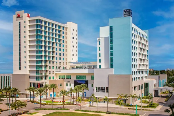 Photo 1 - Marriott Fort Lauderdale Airport