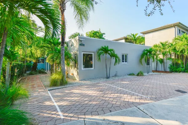 Photo 1 - Alani Bay Villas