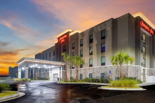 Photo 1 - Hampton Inn Hardeeville