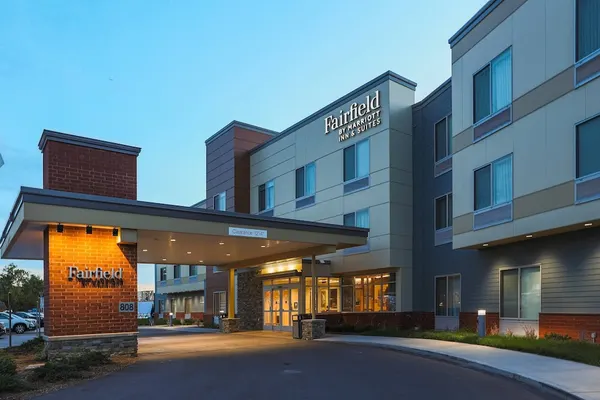 Photo 1 - Fairfield Inn & Suites by Marriott Marquette