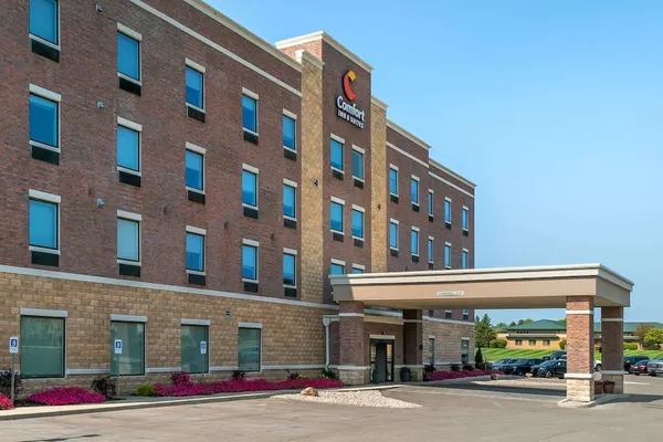 Photo 1 - Comfort Inn & Suites Adrian