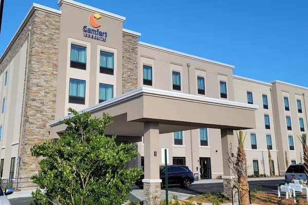 Photo 1 - Comfort Inn & Suites Jacksonville - Orange Park Near Naval Air Station