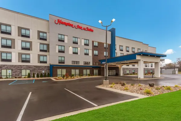 Photo 1 - Hampton Inn & Suites Benton Harbor