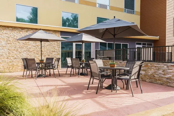 Photo 1 - Fairfield Inn & Suites Oakhurst Yosemite