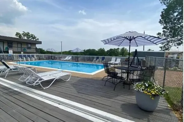 Photo 1 - Rockwood Resort Motel