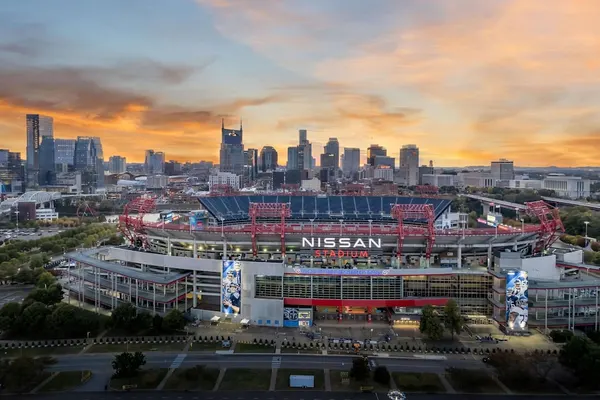 Photo 1 - La Quinta Inn & Suites by Wyndham Nashville Downtown / Stadium
