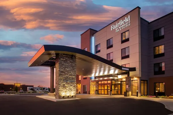 Photo 1 - Fairfield Inn & Suites by Marriott Medford