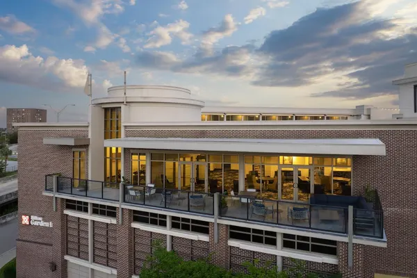 Photo 1 - Hilton Garden Inn Charleston Waterfront/Downtown